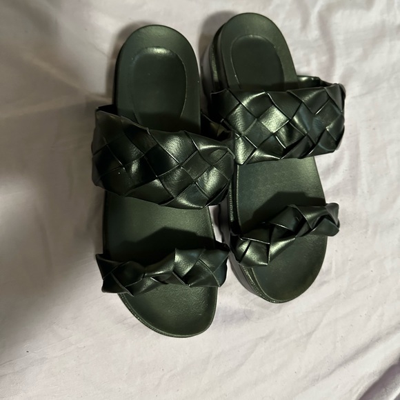 Black Platform Sandals - Picture 3 of 5
